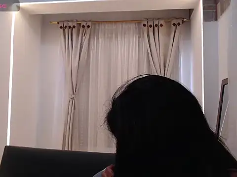 Scarleet_miaa profile