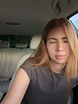 ClaireBree live
