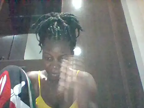zainaxxxxx live