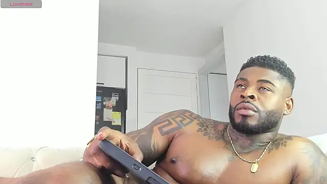 Makonneen live