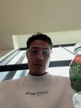 TavoHot_ live