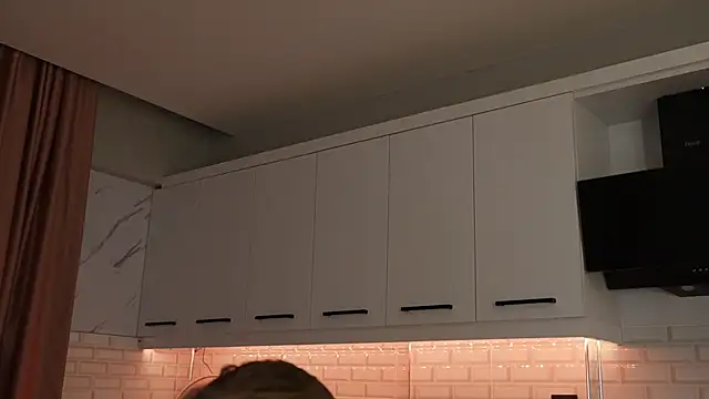 lunaaauraaaa live