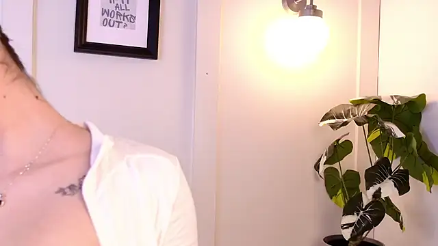 Alanna_DH live