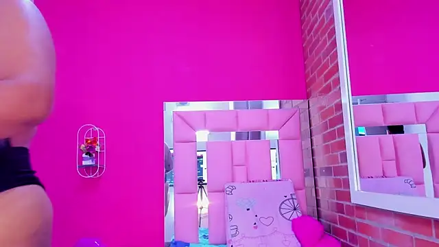 Nicky_boobs69 live