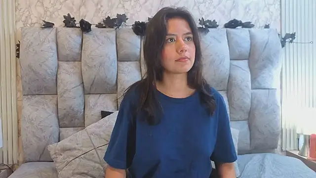 Alahia_Bloom live