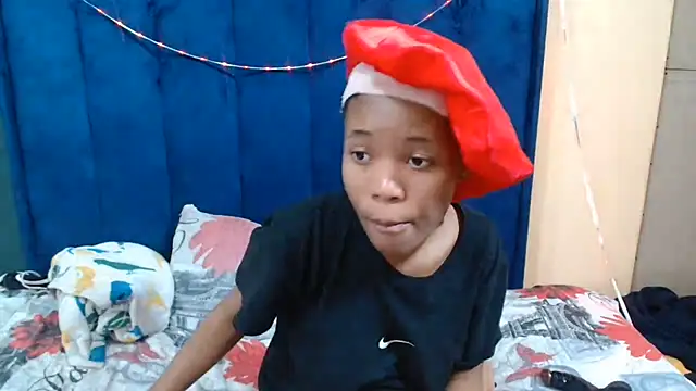 HotCreamyTea live