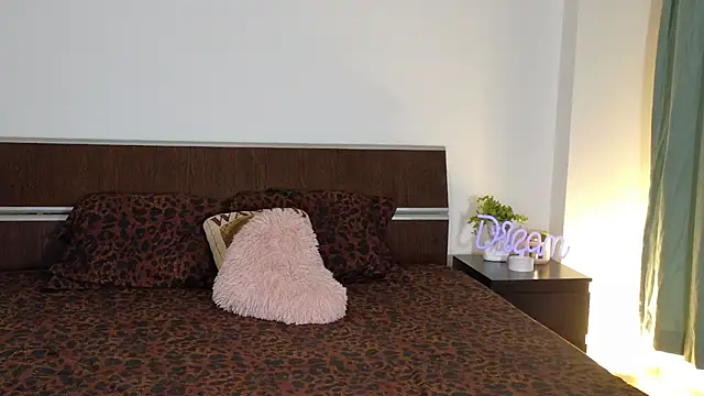 Sofimoon26 live