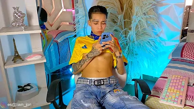 Jonesliam23 live