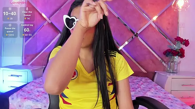 Carla_Alvez live