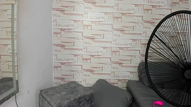 megan_jenner18_ live