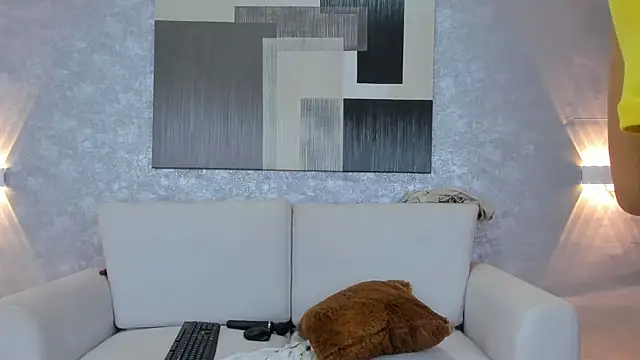 Lucia_jane live