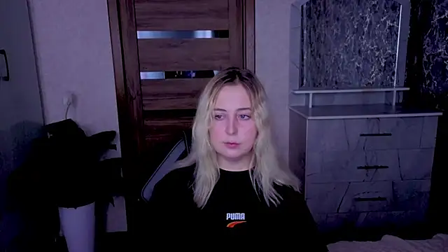 Kristy-Max live