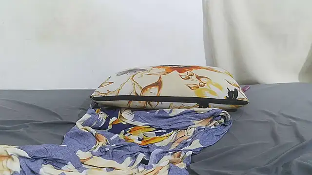 bree_libra live