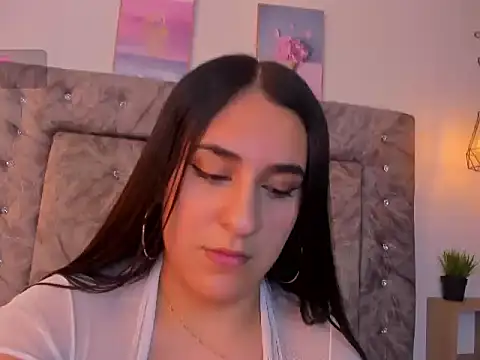 Mia_velvet23 live