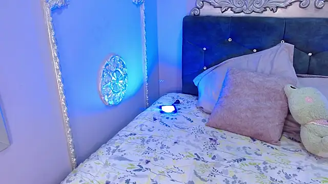 LavaGrirl live