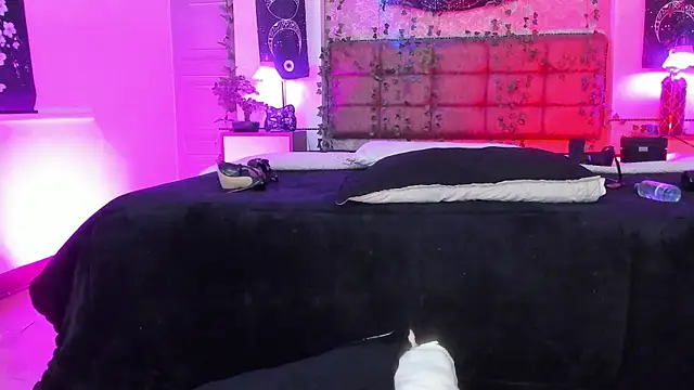 Vickmoon live