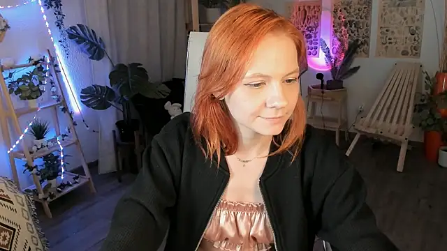 LisaAris live