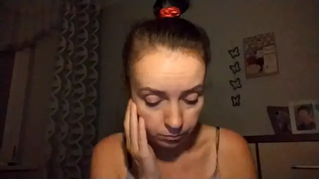 JenniferAlone live