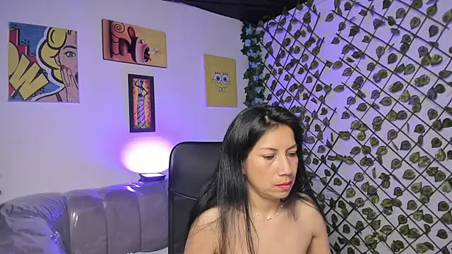 Megaan_Collins live