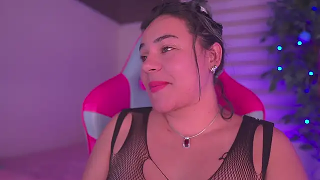 Briana_Collin live