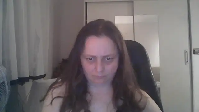 TaylorLovely live