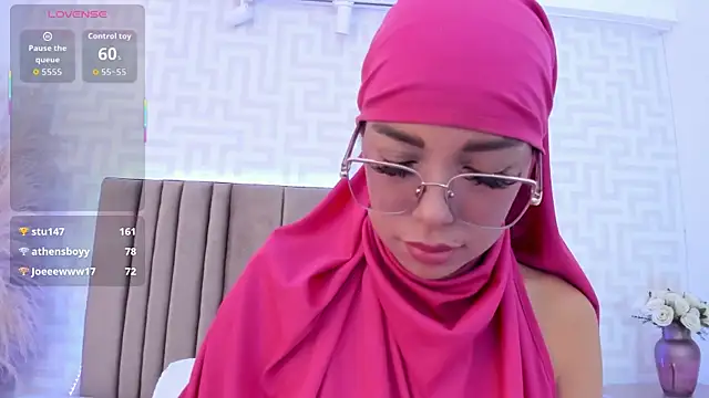 naishaa_ live