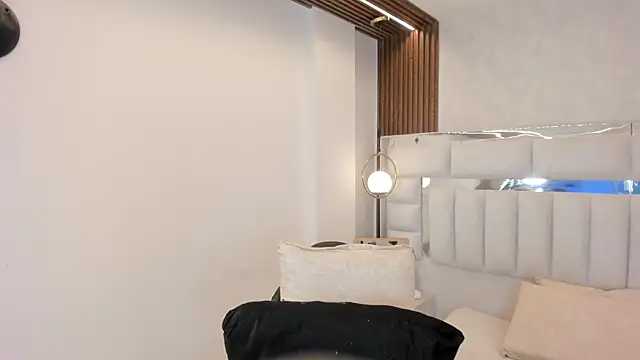 Aurora_bellamont live