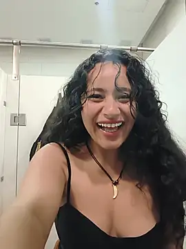 Yaya_watson live