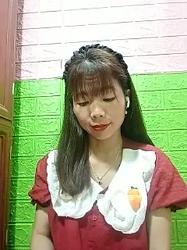 AmyLinee01 live