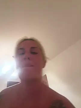 Sofia_beee live