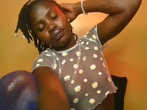Suzzy_Baibe live