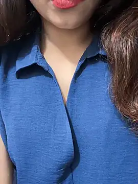 Yours_riya11 live