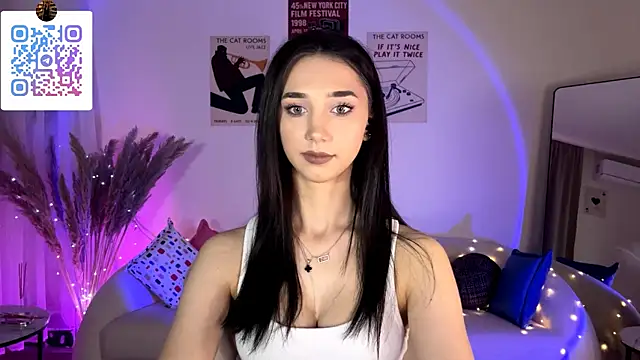 LinaMour live