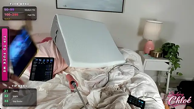 itschloelaurent live