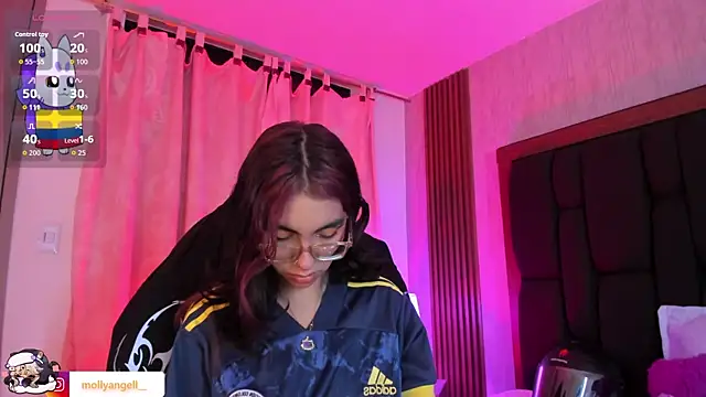 Molly_A live