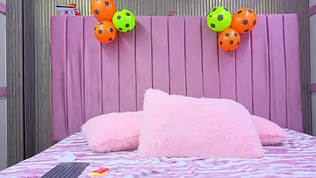 Sofia-Horny- live