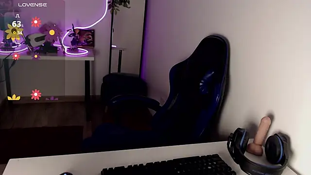 ashley_rose_qs live