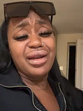 Ebonnyxx live
