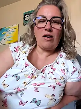 Canadian_BBW live