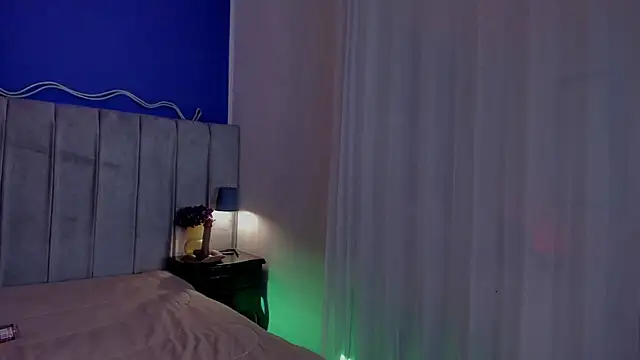 EvaaStevens live