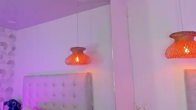 Vanessa_cruz_18 live