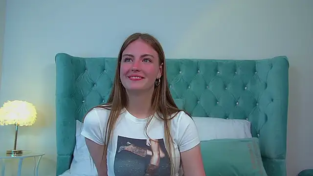 SofiaSarvains live