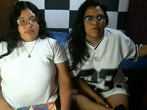 Valery-Khloe live