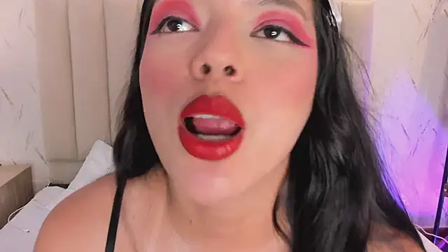 ViolettaRousee_ live