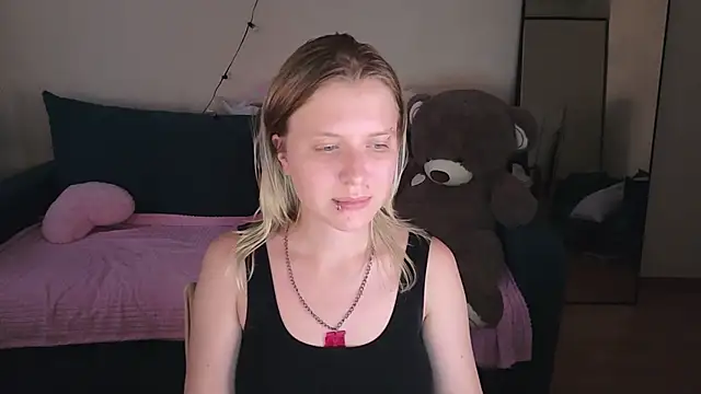 Viki_Charm live