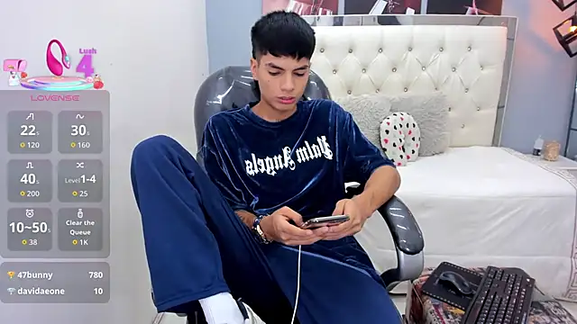 Noha_scott live