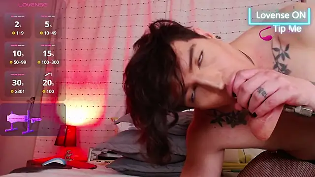 Hornymoan live