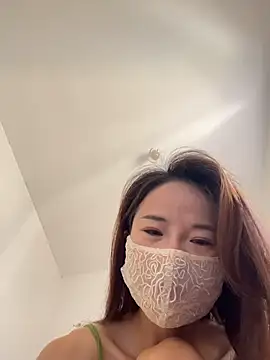 kiss_loo live