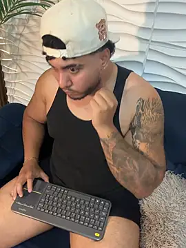 Magnus_Cael live