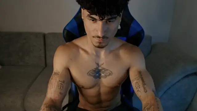 Thomas_Fit1 live